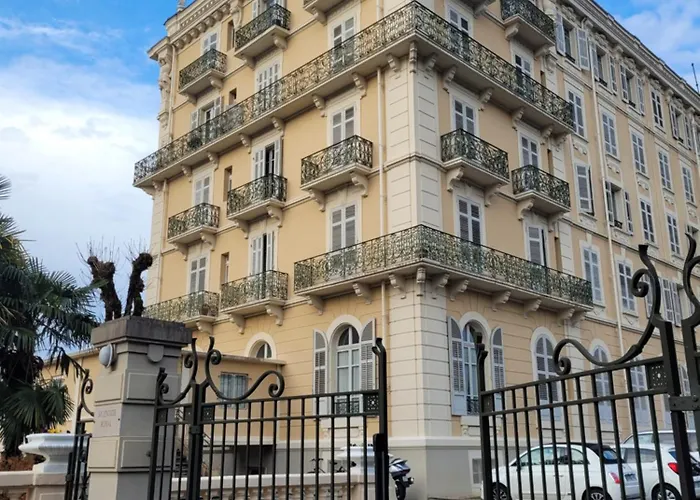 Au Palace Le Splendide Appartamento *