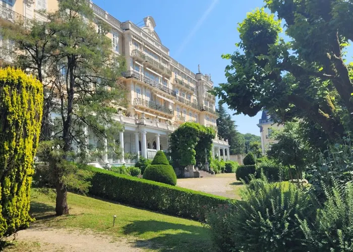 Au Palace Le Splendide